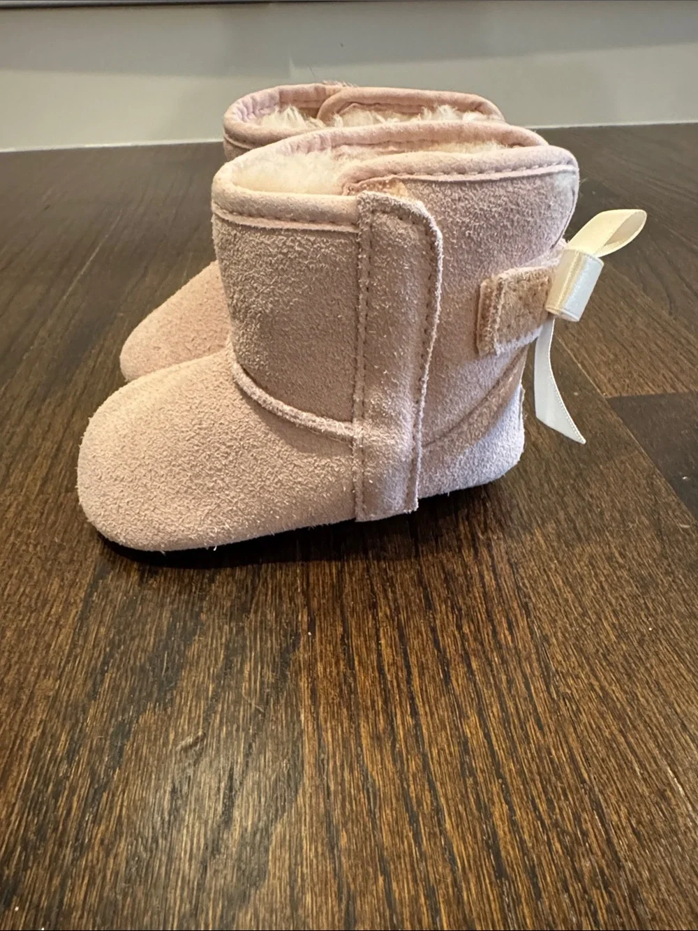 UGG Jesse Bow Baby Boots Pink Size 2/3